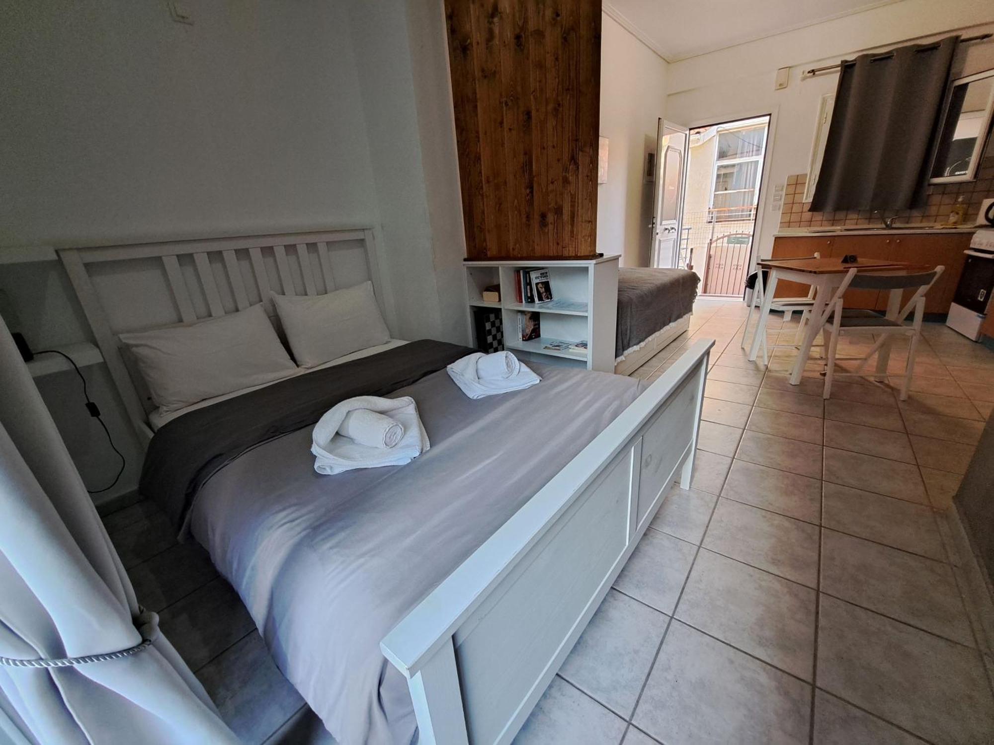 Oleoso Apartment Igoumenitsa Ngoại thất bức ảnh
